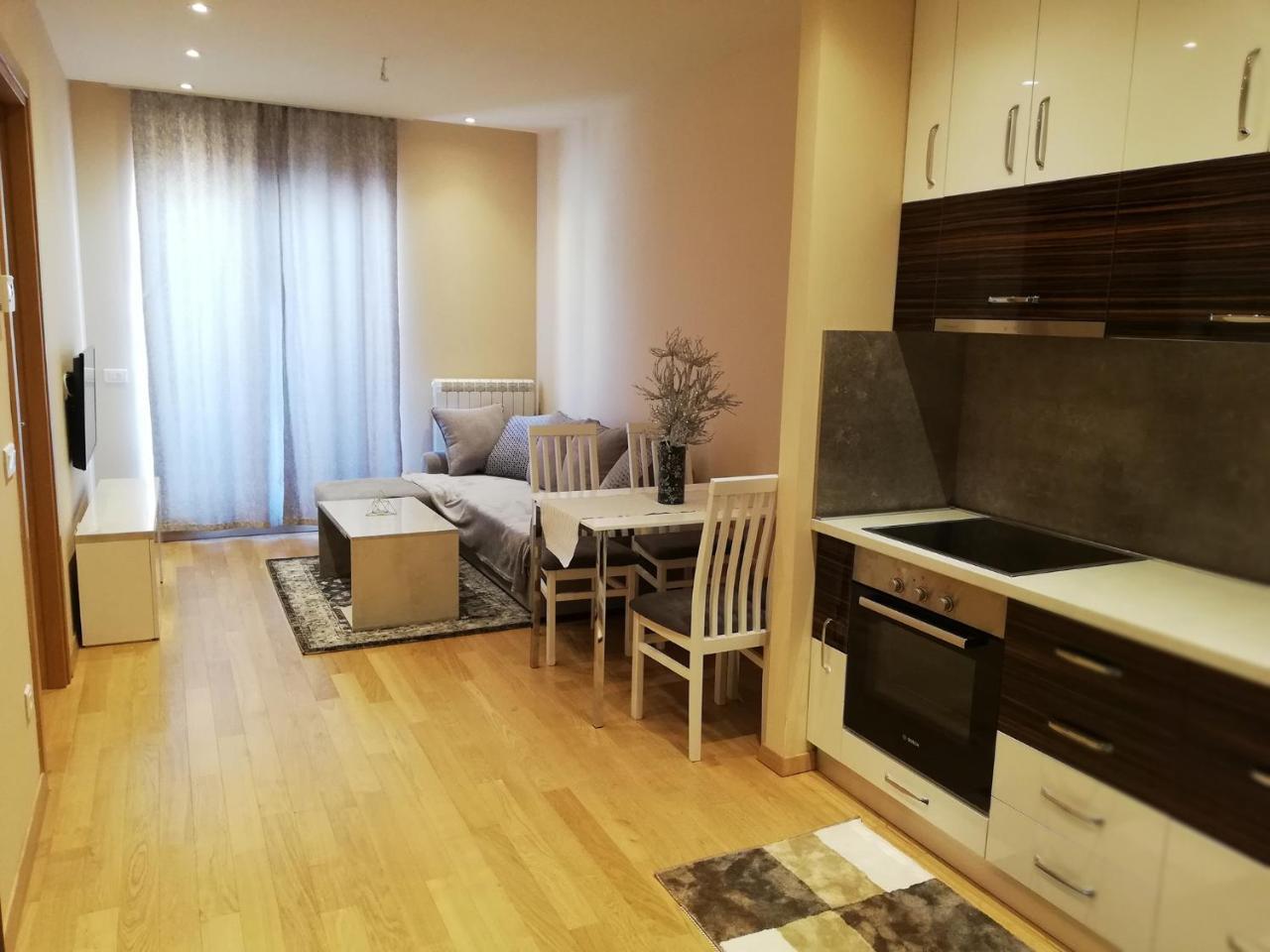 Lux Apartman Natasa Zlatibor Buitenkant foto